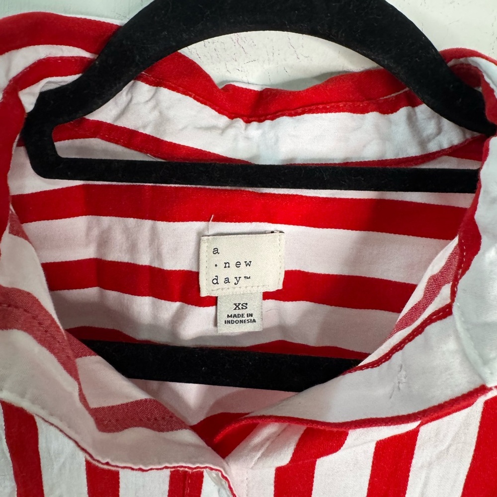 A New Day Red and White Striped Button Down Shirt, size XS - Picture 5 of 8